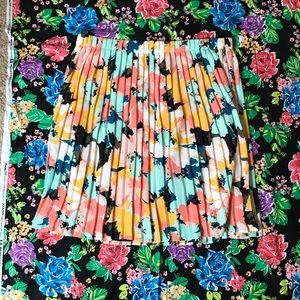 Colorful pleated skirt